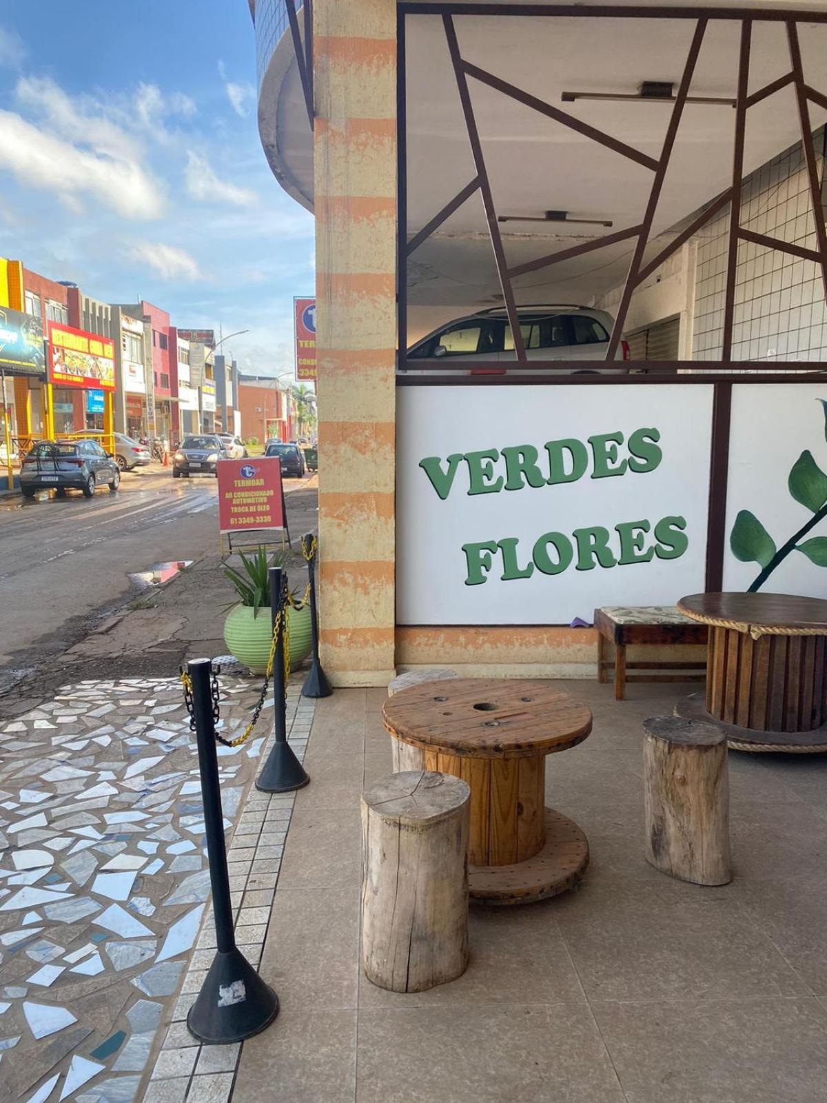 Verdes Flores Pensão 2*